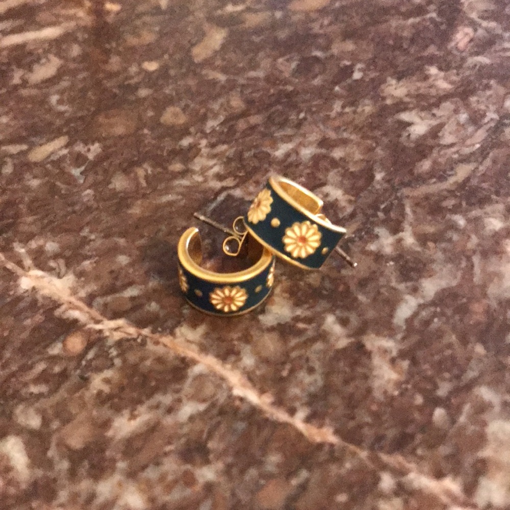 Madewell Daisy Enamel Small Hoop Earrings in Tranquil Lake Multi